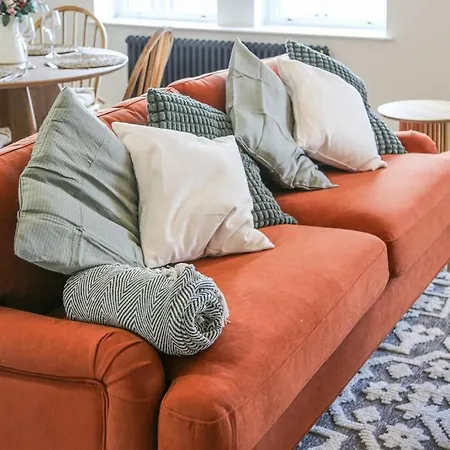 Apartment Townhouse - 2 Bed Luxury *