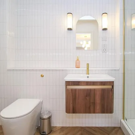 公寓 Townhouse - 2 Bed Luxury 哈罗盖特